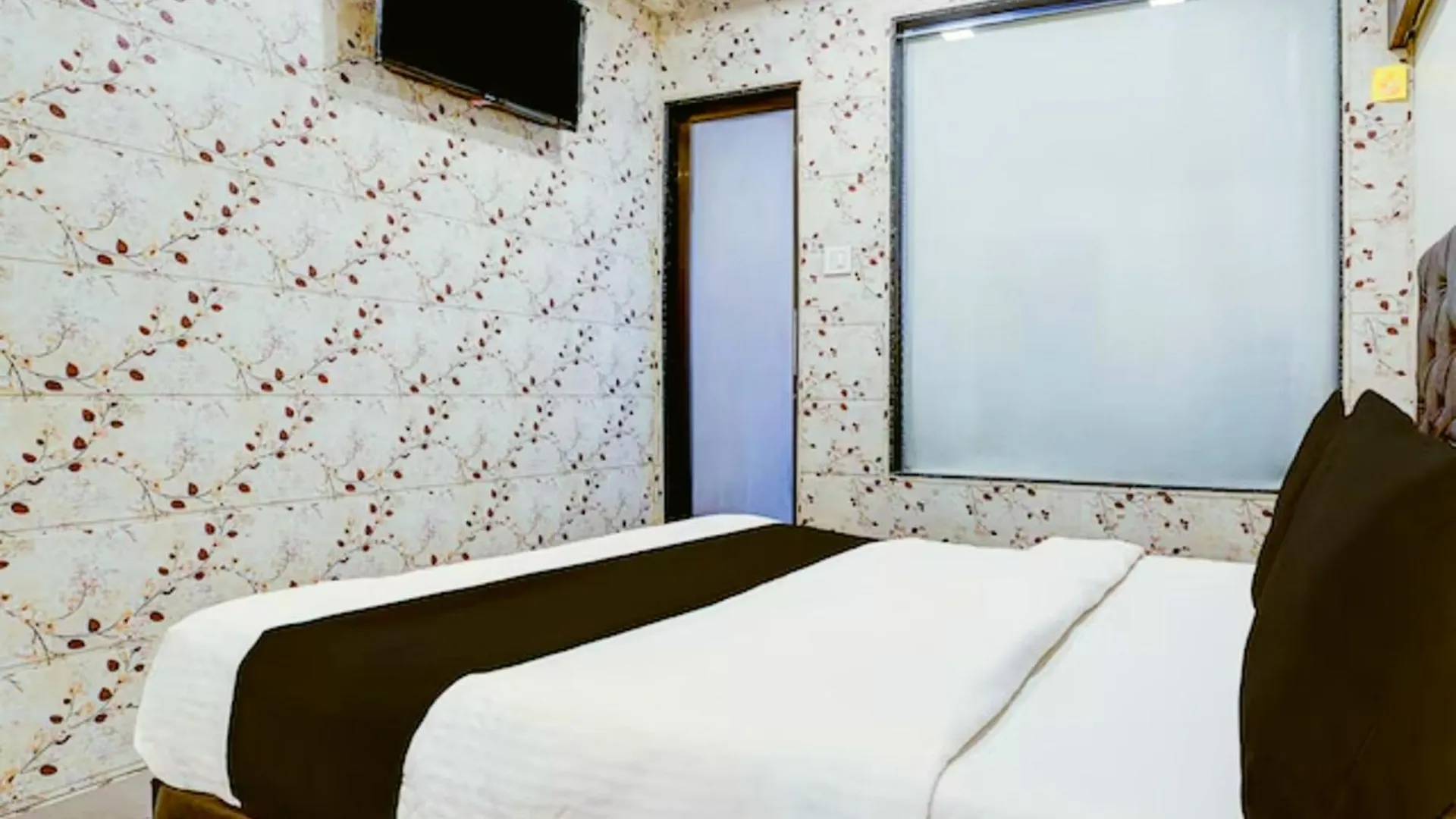 Hotel Himgange Dham Guest House Varanasi